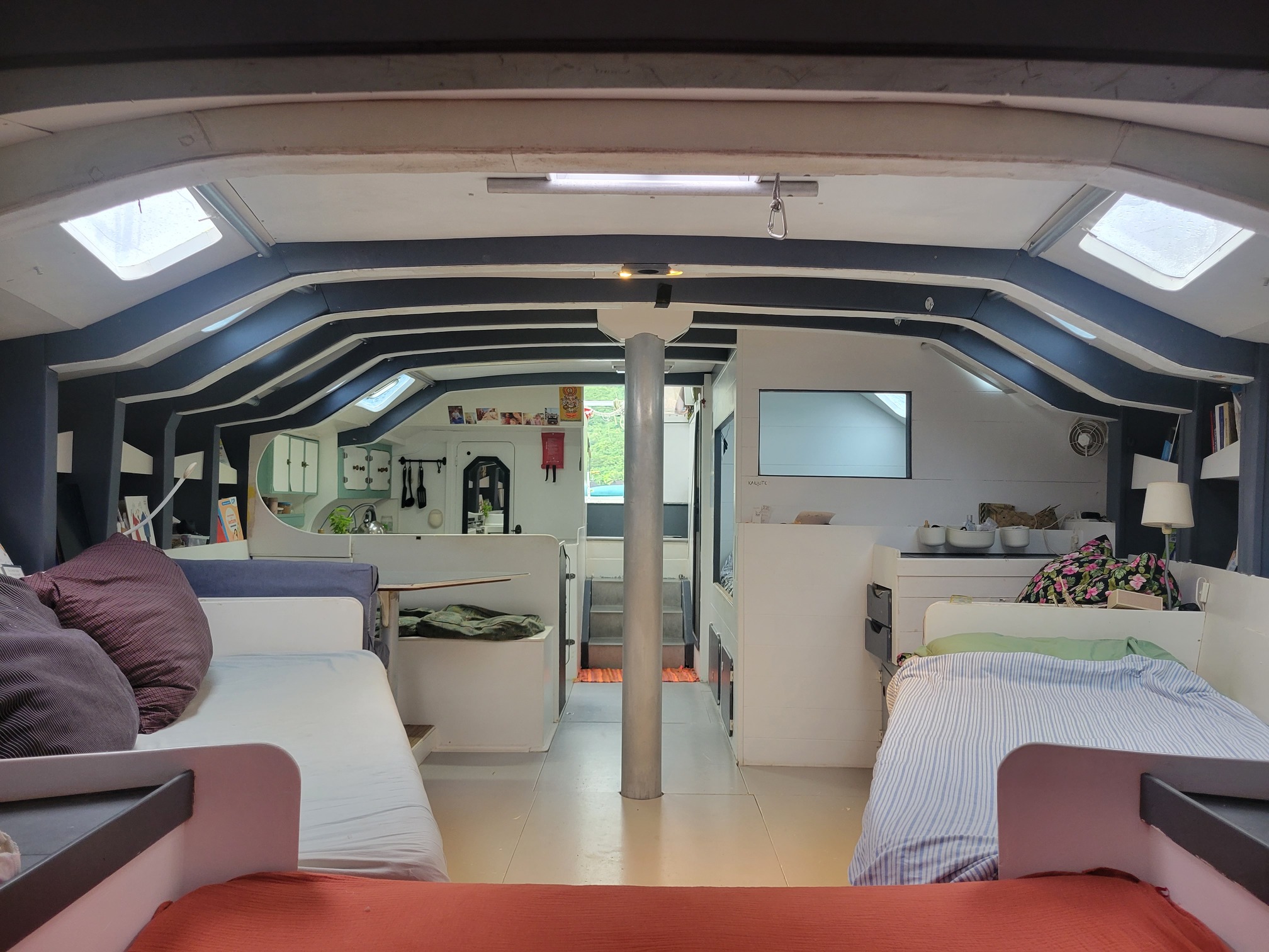 Intérieur ouvert, spacieux et lumineux